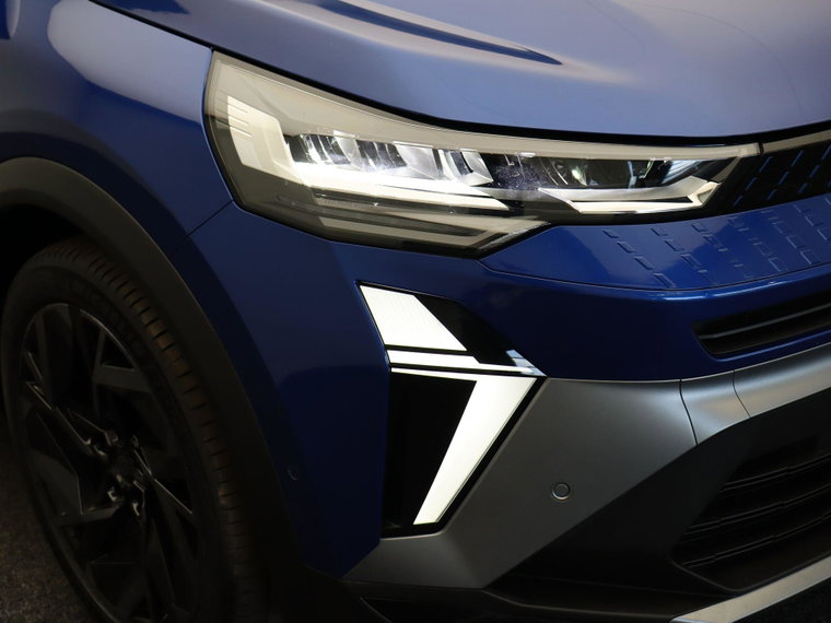 Vehicle Image 48