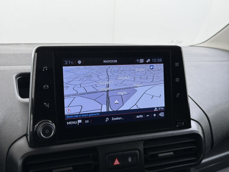 Vehicle Image 17
