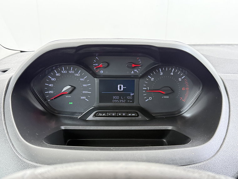 Vehicle Image 23