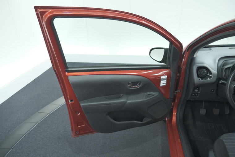 Vehicle Image 51
