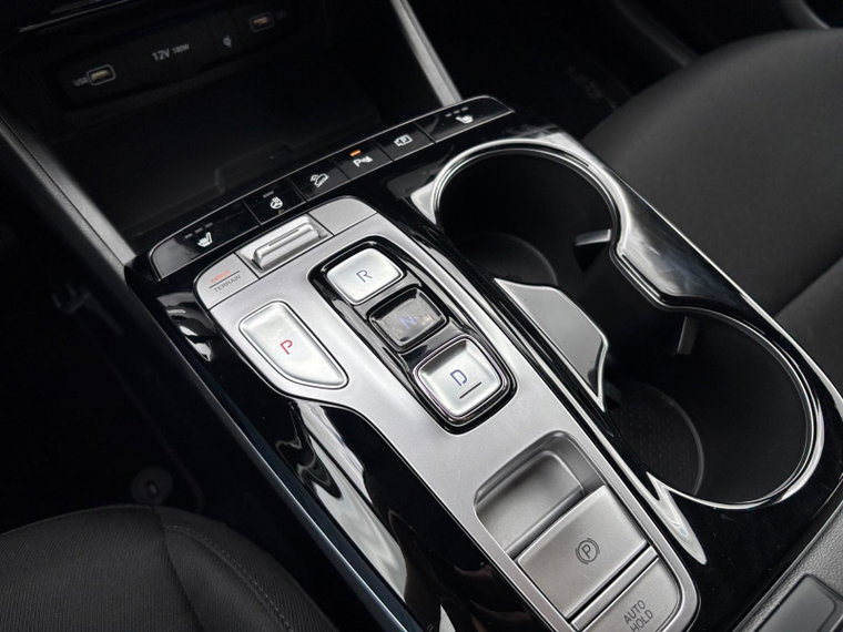 Vehicle Image 23