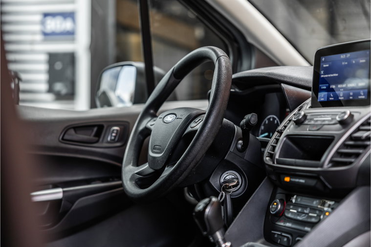 Vehicle Image 11