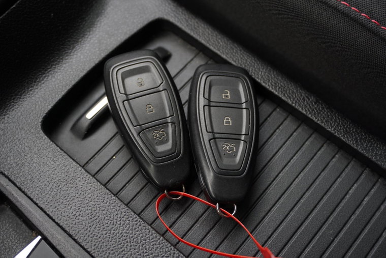 Vehicle Image 33