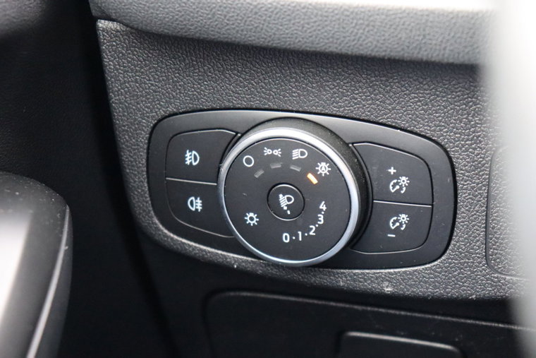 Vehicle Image 24