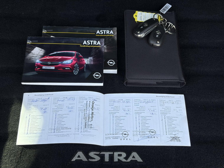 Vehicle Image 38