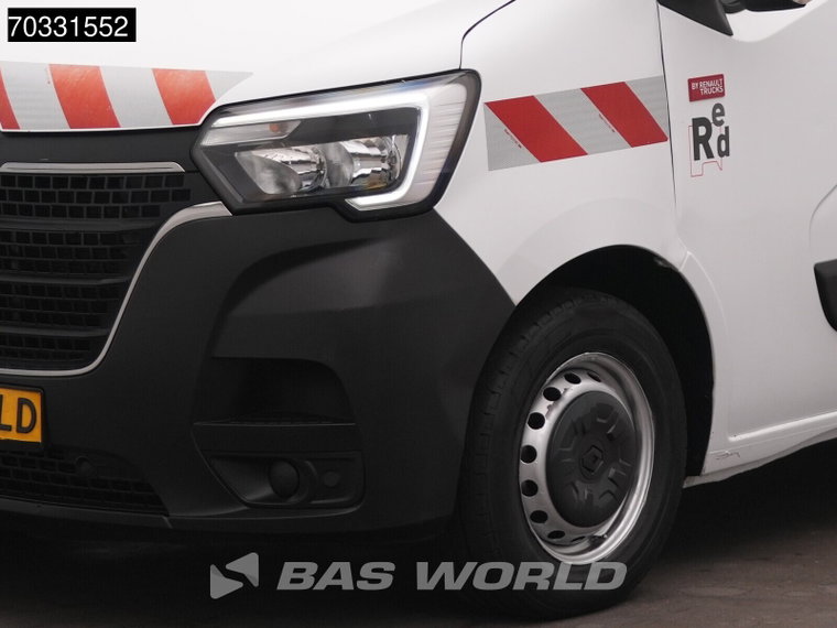 Vehicle Image 39