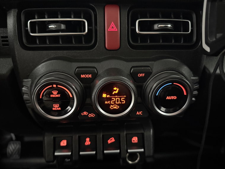 Vehicle Image 25