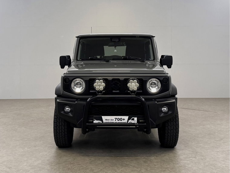 Vehicle Image 8