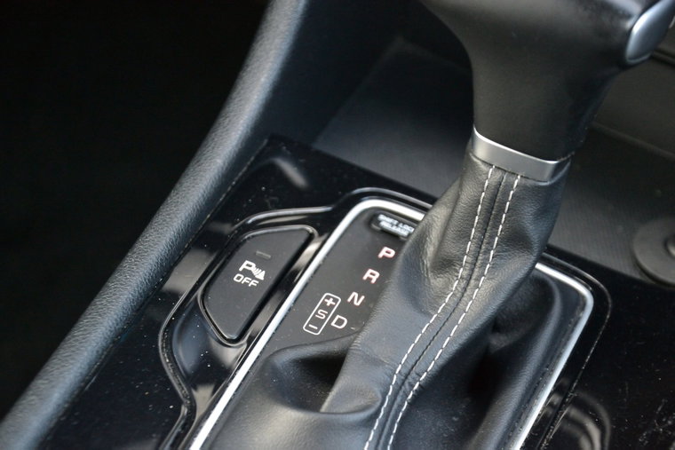 Vehicle Image 19