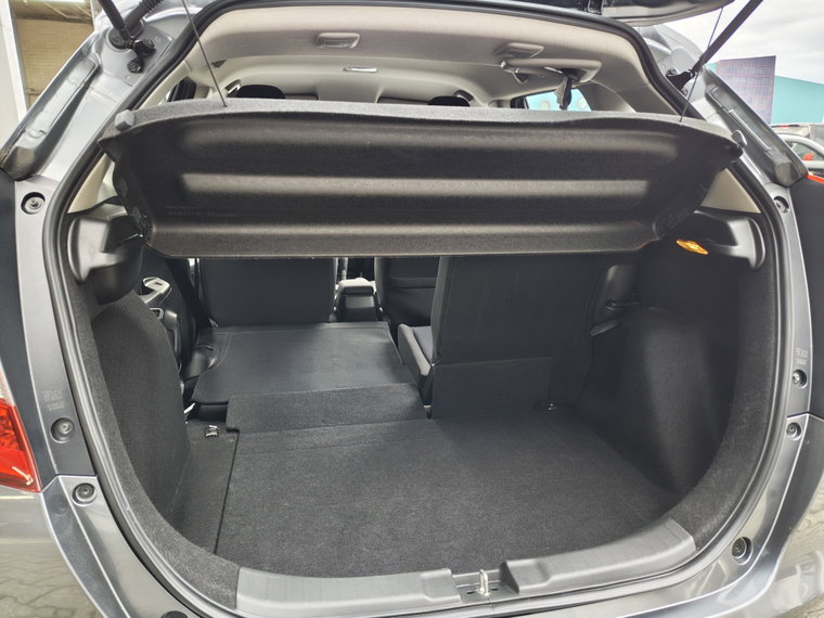 Vehicle Image 33