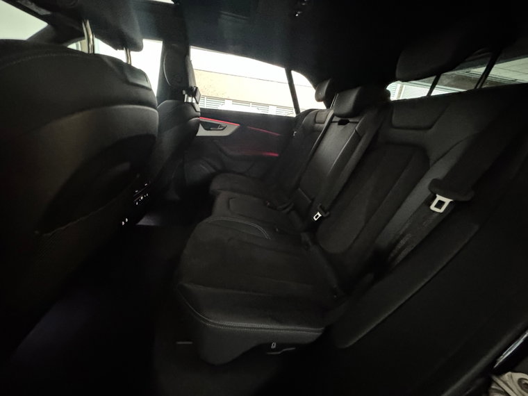 Vehicle Image 31