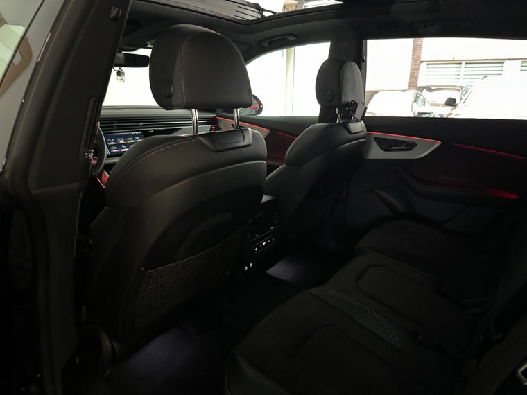 Vehicle Image 33