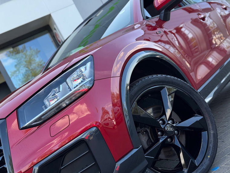 Vehicle Image 11