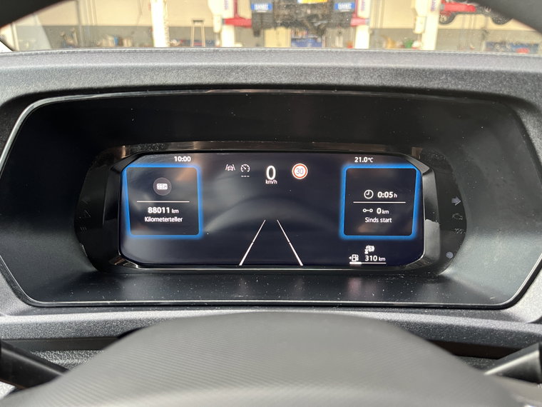 Vehicle Image 30
