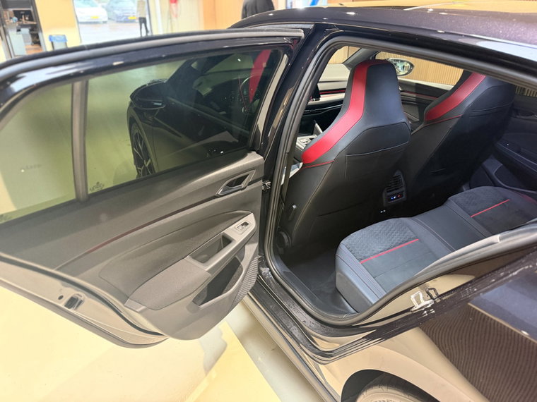 Vehicle Image 40