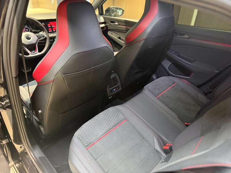 Vehicle Image 41
