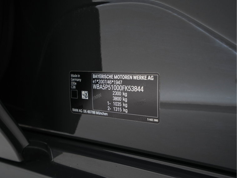 Vehicle Image 35