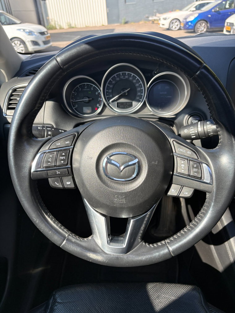 Vehicle Image 23