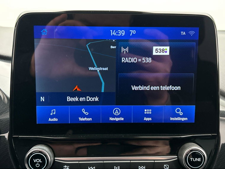 Vehicle Image 18