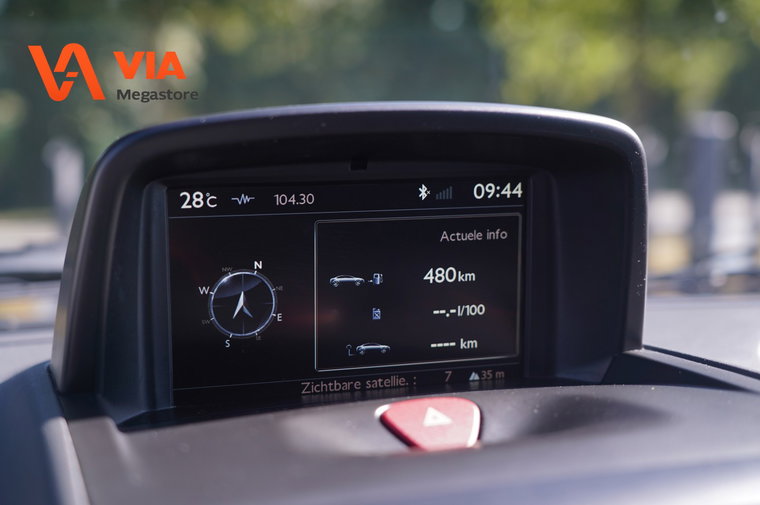 Vehicle Image 15