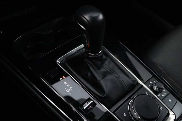 Vehicle Image 23