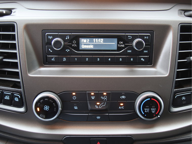 Vehicle Image 22