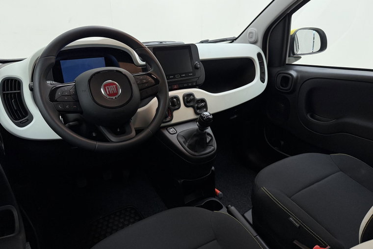 Vehicle Image 16