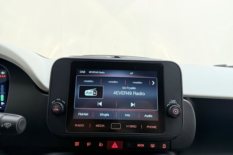 Vehicle Image 19