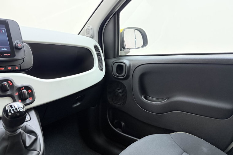 Vehicle Image 23