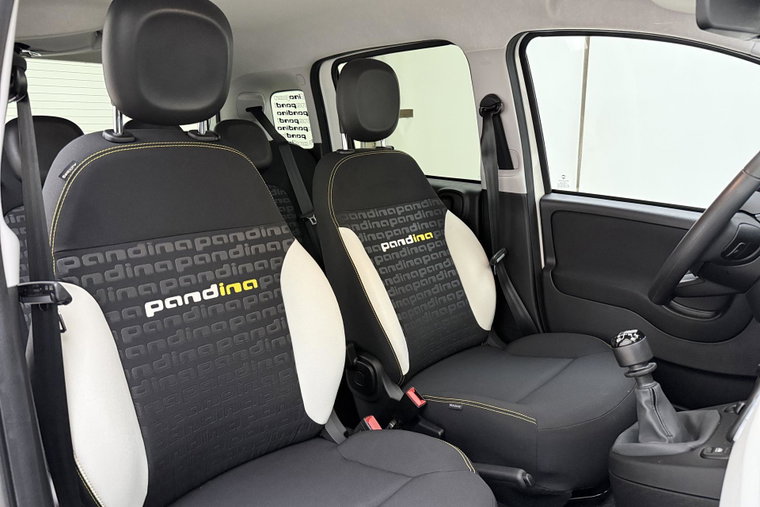 Vehicle Image 11