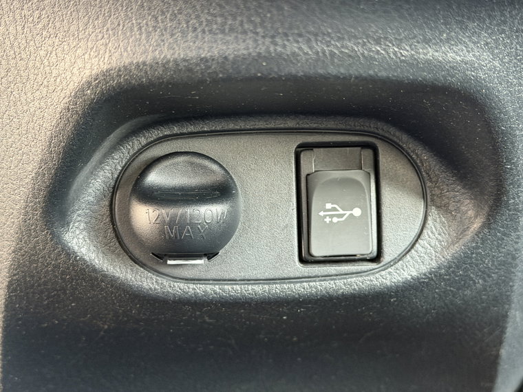 Vehicle Image 33