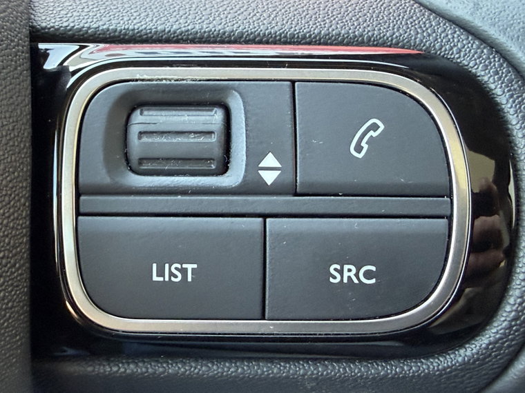 Vehicle Image 27