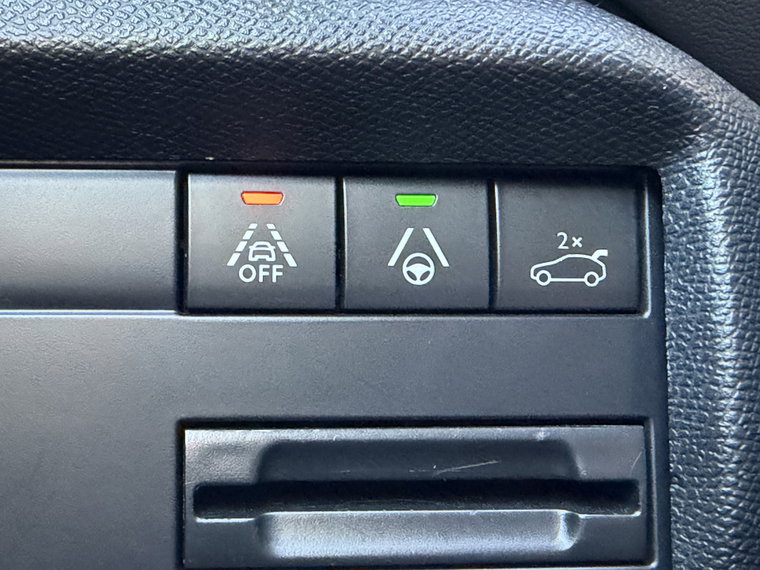 Vehicle Image 29