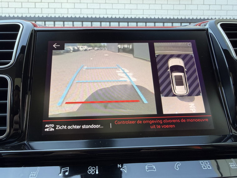 Vehicle Image 35