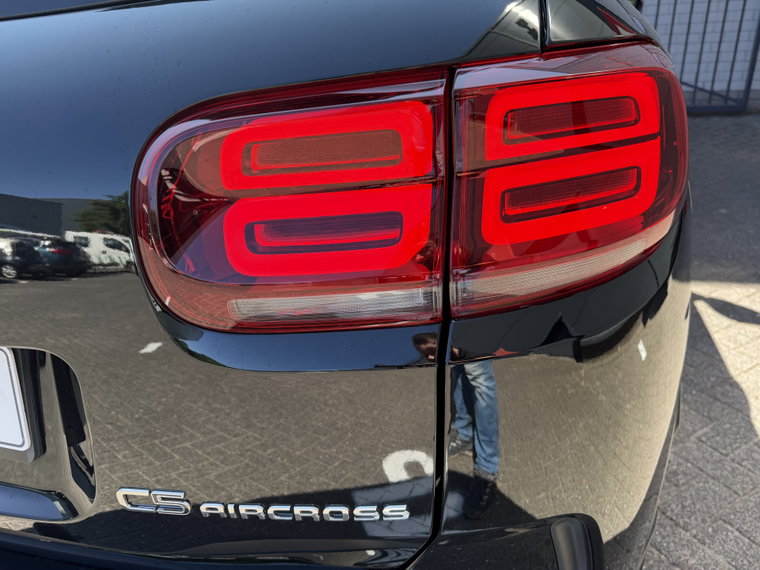 Vehicle Image 45