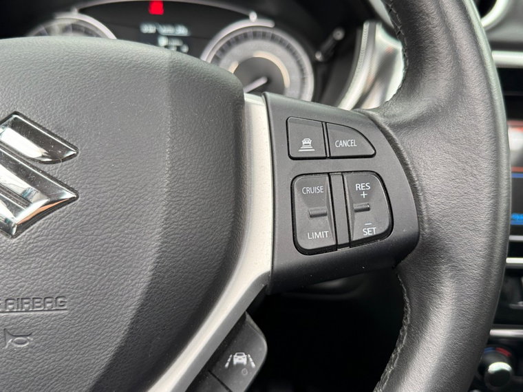 Vehicle Image 23