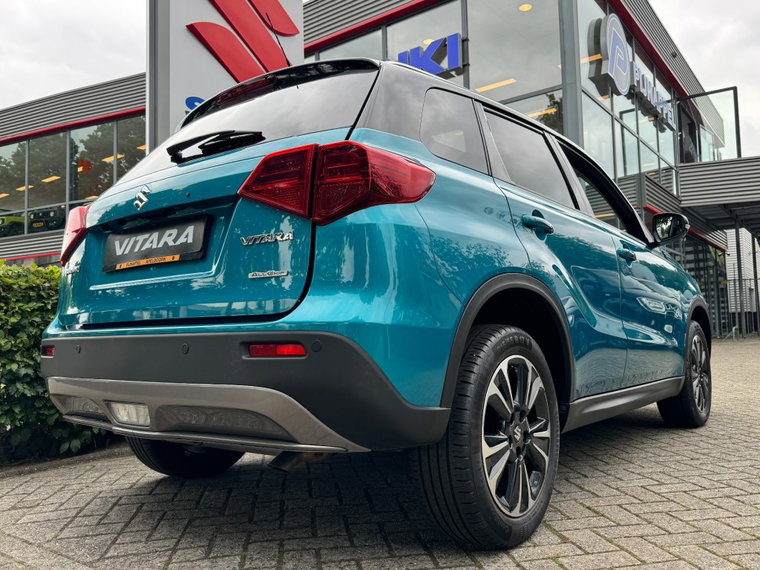 Vehicle Image 9