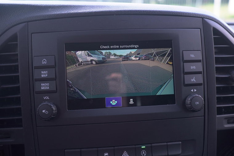 Vehicle Image 27
