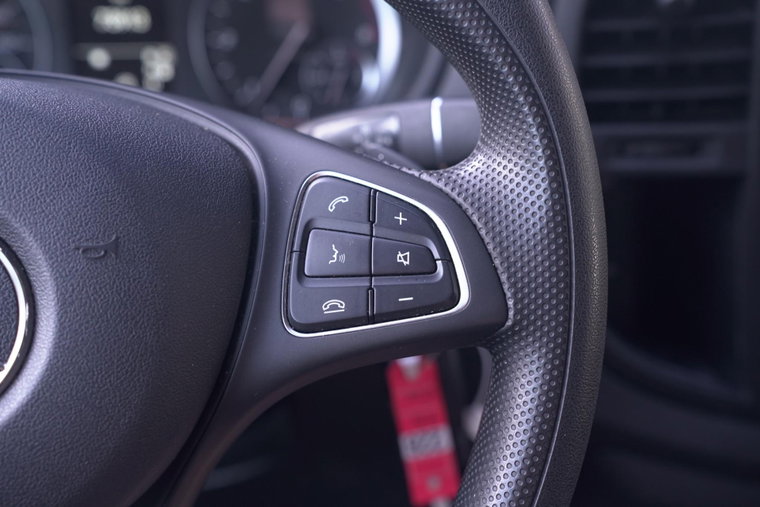 Vehicle Image 37