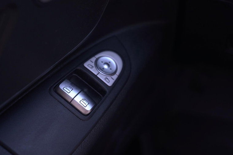 Vehicle Image 39