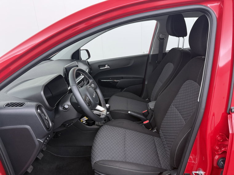 Vehicle Image 19