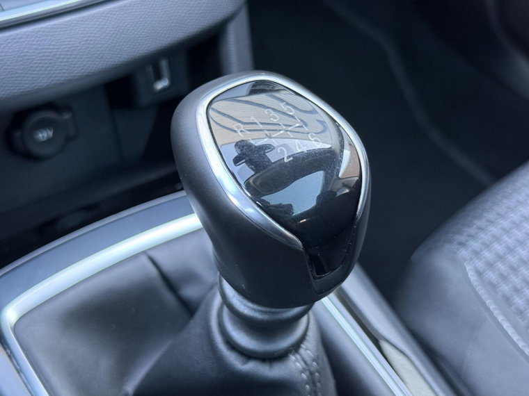 Vehicle Image 33