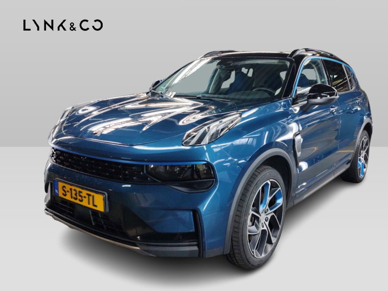 Vehicle Image 6