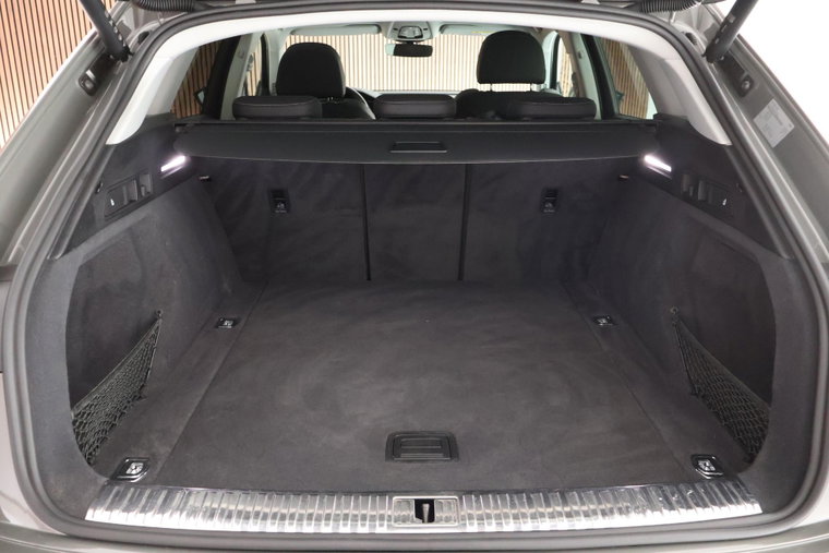 Vehicle Image 41