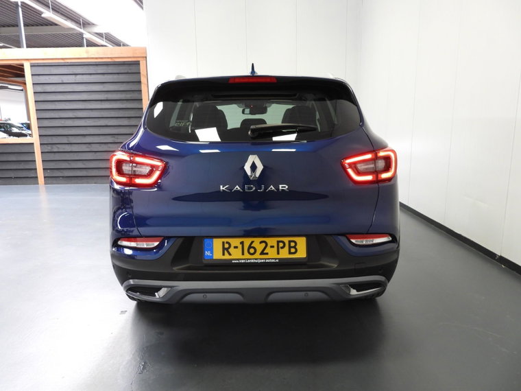 Vehicle Image 38