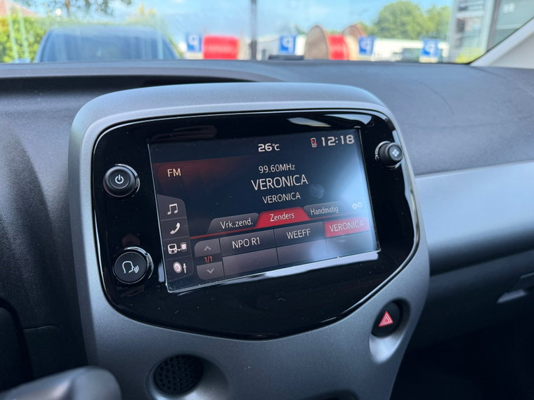 Vehicle Image 29