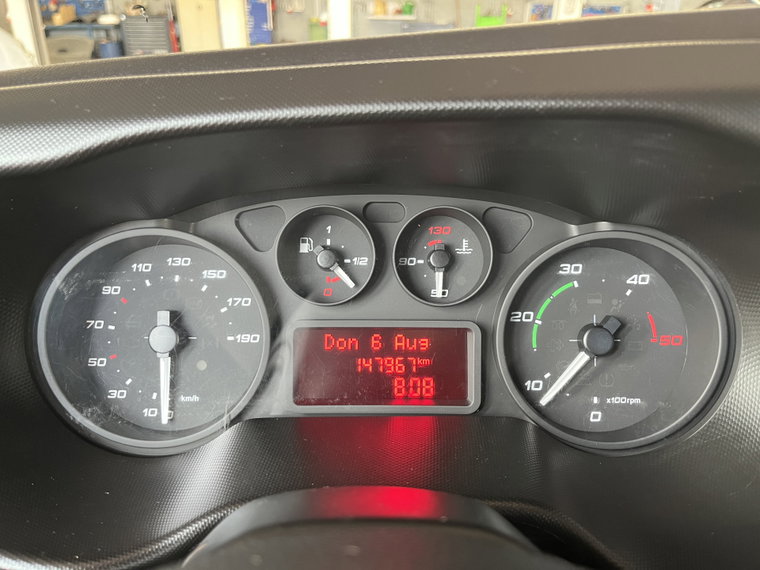 Vehicle Image 29