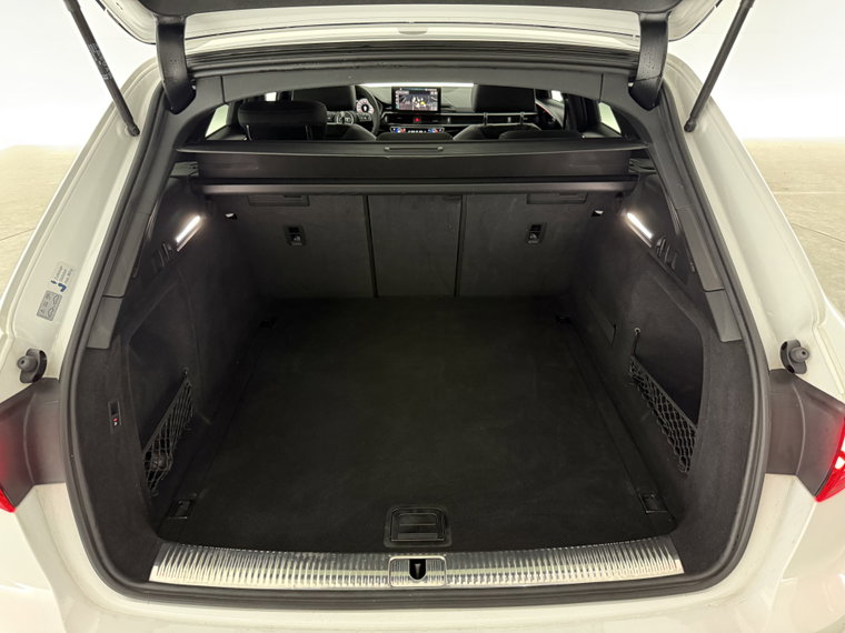 Vehicle Image 39