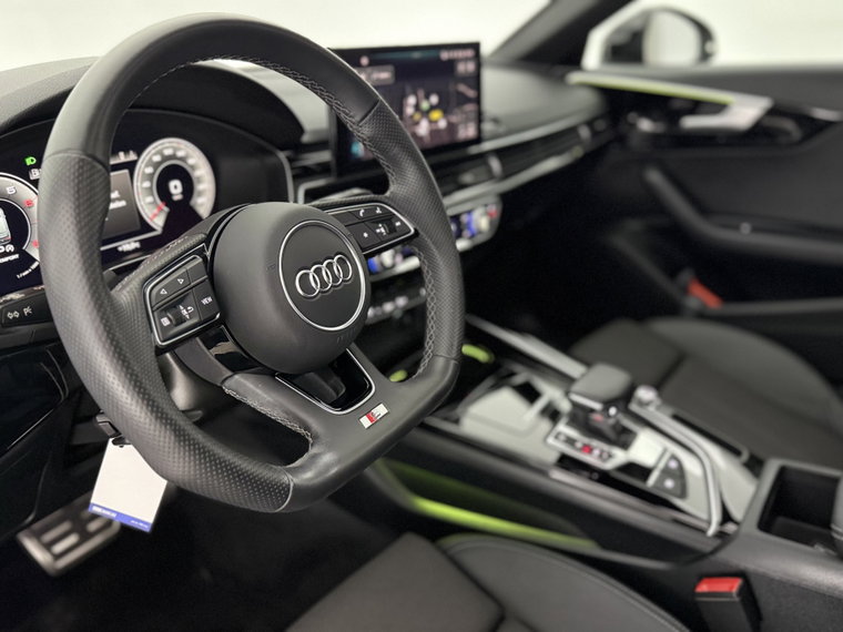 Vehicle Image 40
