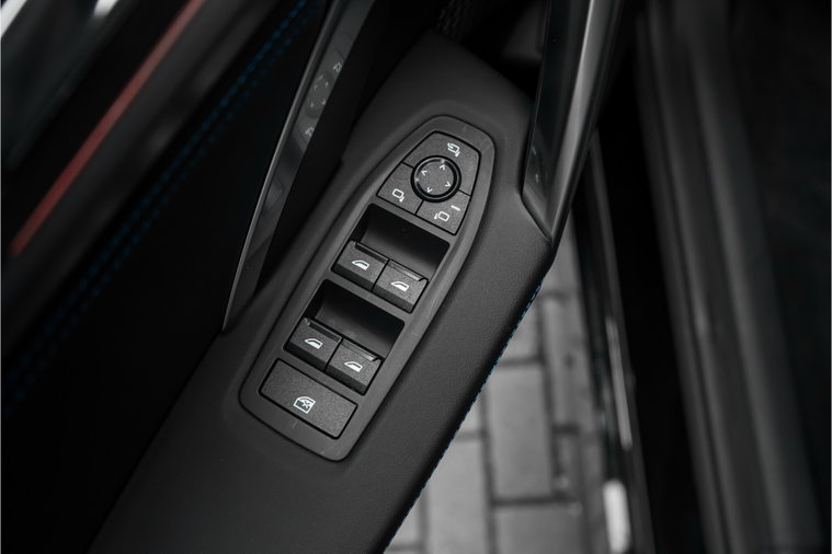 Vehicle Image 39